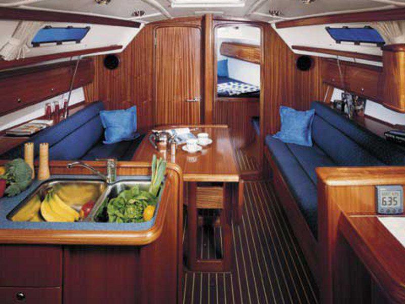 Book yachts online - sailboat - Bavaria 36 - EC- 36-05-G - rent