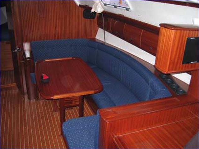 Book yachts online - sailboat - Bavaria 38 - EC- 38-05-G - rent