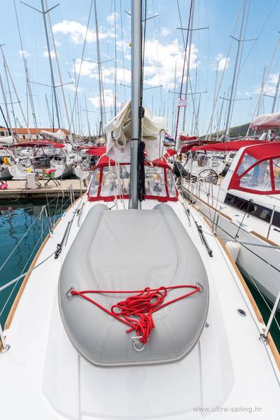Book yachts online - sailboat - Oceanis 35.1 - BELA - rent
