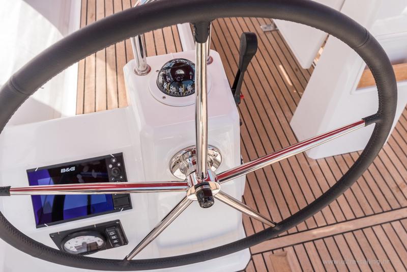 Book yachts online - sailboat - Oceanis 35.1 - BELA - rent