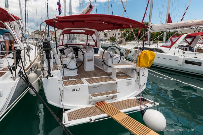 Book yachts online - sailboat - Oceanis 35.1 - BELA - rent