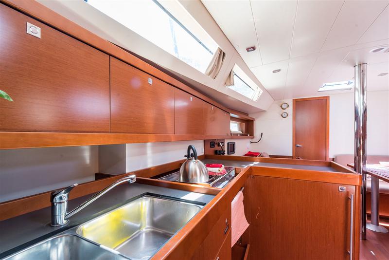 Book yachts online - sailboat - Oceanis 41 - LIMONI - rent