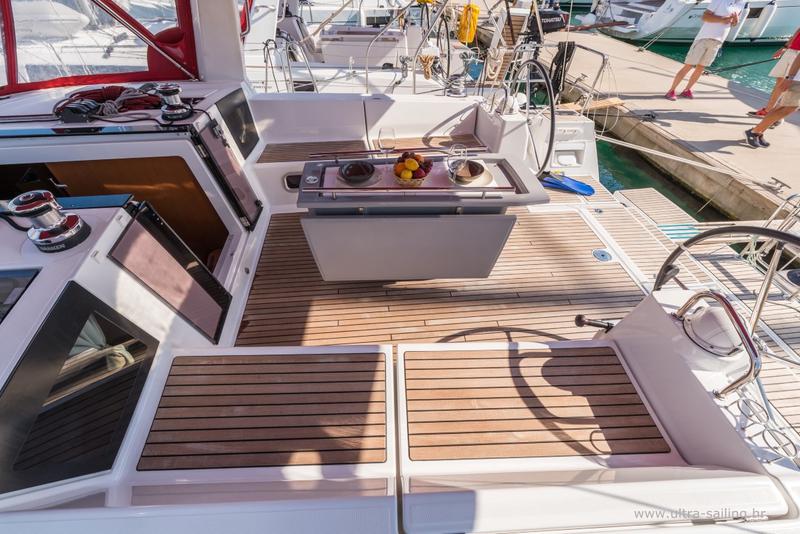 Book yachts online - sailboat - Oceanis 45 - ZOA - rent