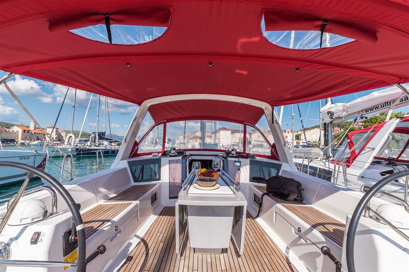 Book yachts online - sailboat - Oceanis 45 - ZOA - rent