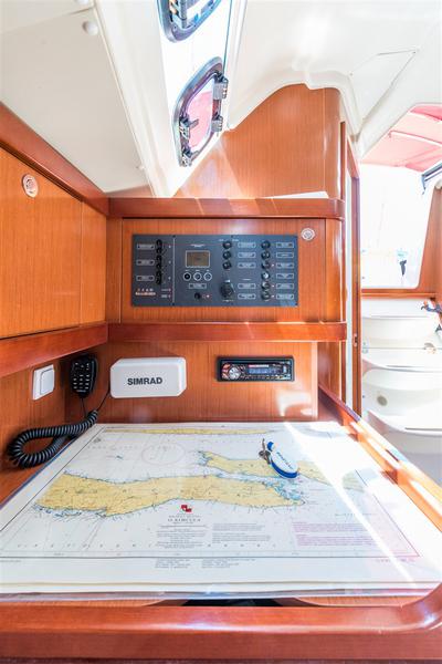 Book yachts online - sailboat - Oceanis 31 - BUDDY - rent