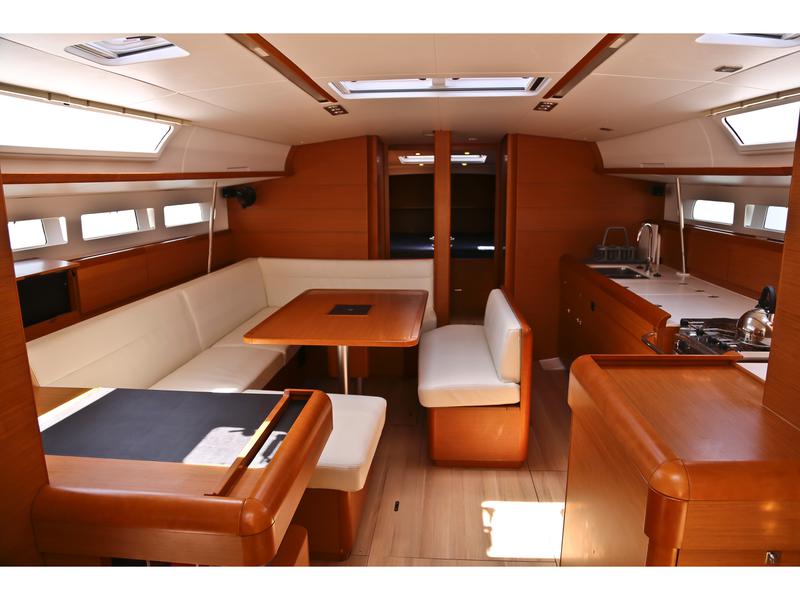 Book yachts online - sailboat - Sun Odyssey 509 - Amfitriti - rent