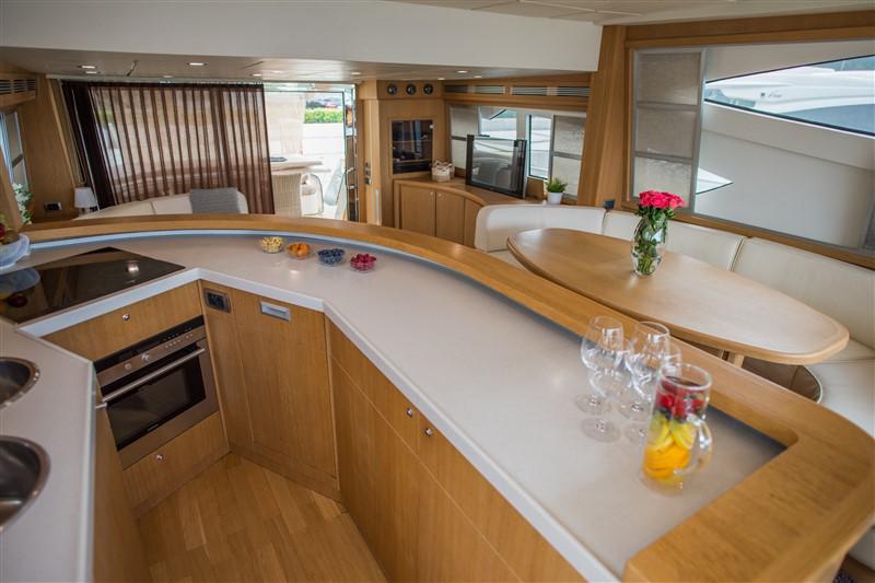 Book yachts online - motorboat - Abacus 70 Fly - Malibu - rent