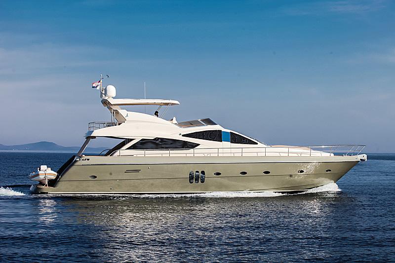 Book yachts online - motorboat - Abacus 70 Fly - Malibu - rent