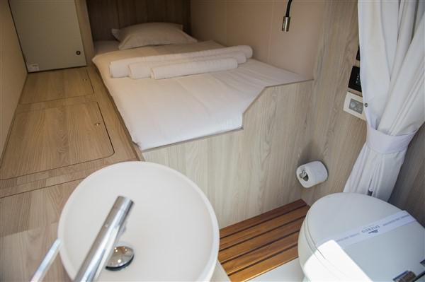 Book yachts online - motorboat - Azimut 55 Fly - MAWI - rent