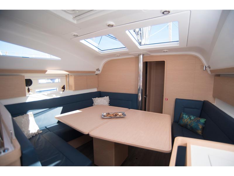 Book yachts online - sailboat - Elan Impression 45 - El45 - rent