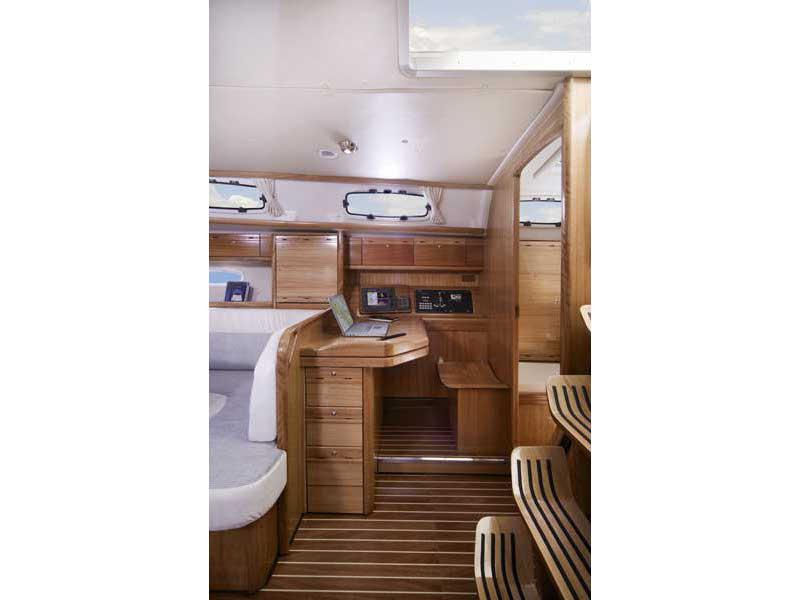 Book yachts online - sailboat - Bavaria 40 Cruiser - Bav40 Cr - rent