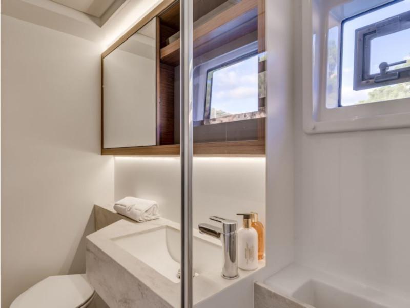 Book yachts online - catamaran - Lagoon 50 - Zuzo 1st - rent