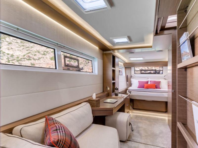 Book yachts online - catamaran - Lagoon 50 - Zuzo 1st - rent