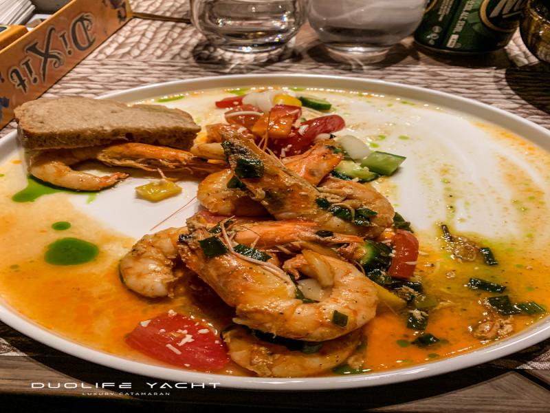 Book yachts online - catamaran - Lagoon 620 - Duolife - rent