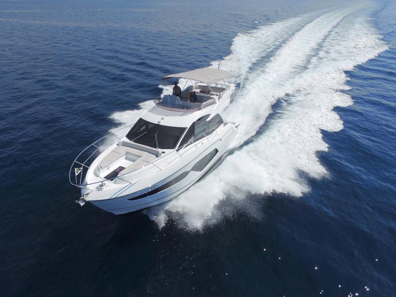 Book yachts online - motorboat - Manhattan 52 - CICO - rent