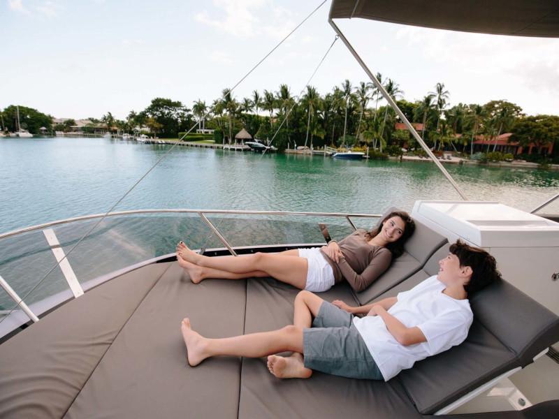 Book yachts online - motorboat - Prestige 460 - ADUDU 2 - rent