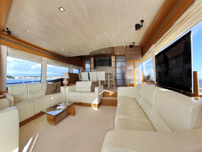 Book yachts online - motorboat - Ferretti 780 - TESORO - rent
