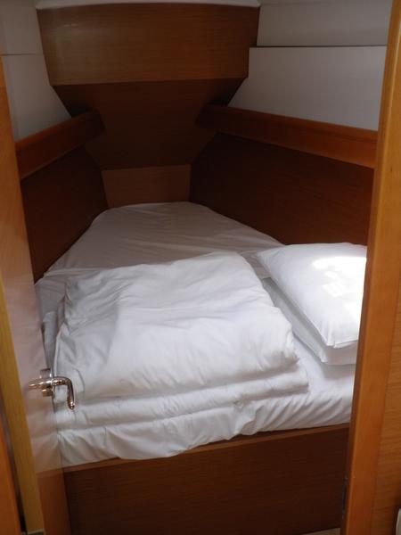 Book yachts online - sailboat - Sun odyssey 379 performance - Paloma - rent