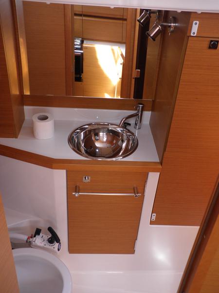 Book yachts online - sailboat - Sun odyssey 379 performance - Paloma - rent