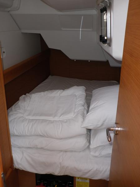 Book yachts online - sailboat - Sun odyssey 379 performance - Paloma - rent