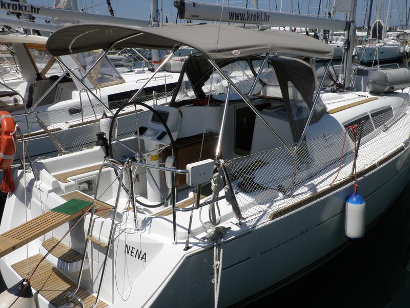 Book yachts online - sailboat - Sun Odyssey 33i - NENA - rent
