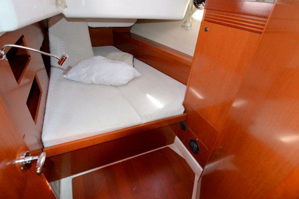 Book yachts online - sailboat - Oceanis 50 Family - LARA  - rent