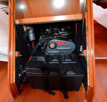 Book yachts online - sailboat - Oceanis 50 Family - LARA  - rent