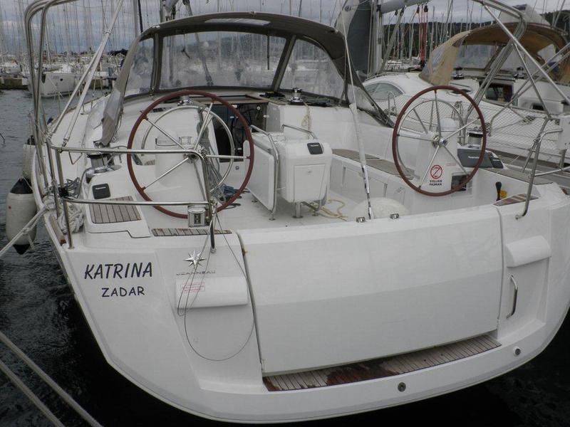 Book yachts online - sailboat - Sun Odyssey 509 - KATRINA - rent
