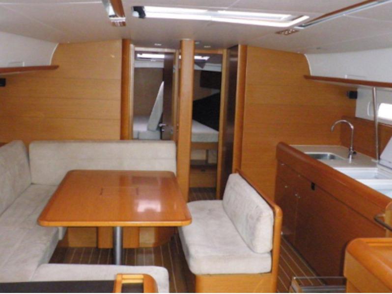 Book yachts online - sailboat - Sun Odyssey 509 - KATRINA - rent