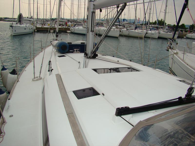 Book yachts online - sailboat - Sun Odyssey 509 - KATRINA - rent