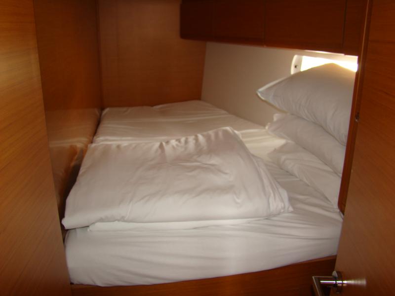 Book yachts online - sailboat - Sun Odyssey 509 - KATRINA - rent