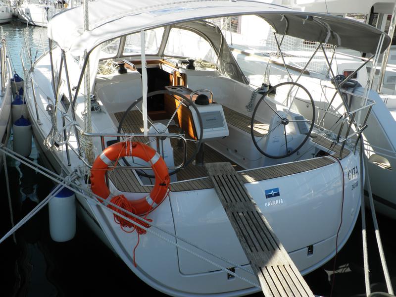 Book yachts online - sailboat - Bavaria Cruiser 37 - Gita - rent