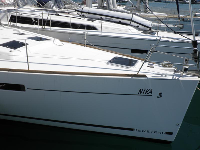 Book yachts online - sailboat - Oceanis 45- 4 cab - NIKA - rent