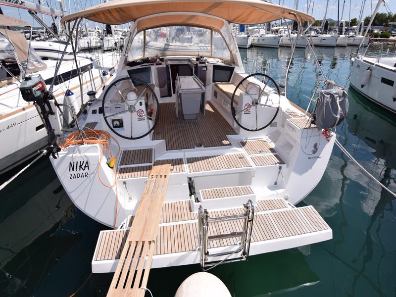 Book yachts online - sailboat - Oceanis 45- 4 cab - NIKA - rent