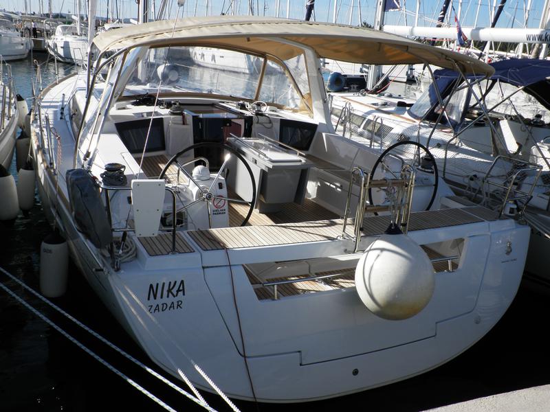 Book yachts online - sailboat - Oceanis 45- 4 cab - NIKA - rent