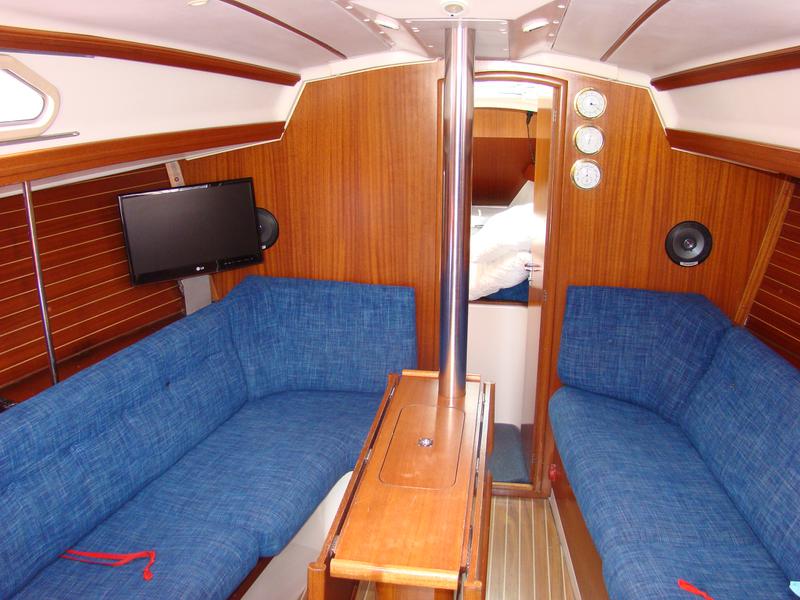 Book yachts online - sailboat - Elan 333 - PASSAT - rent
