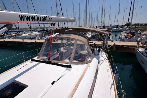 Book yachts online - sailboat - Sun Odyssey 449 - BLUE MOON - rent