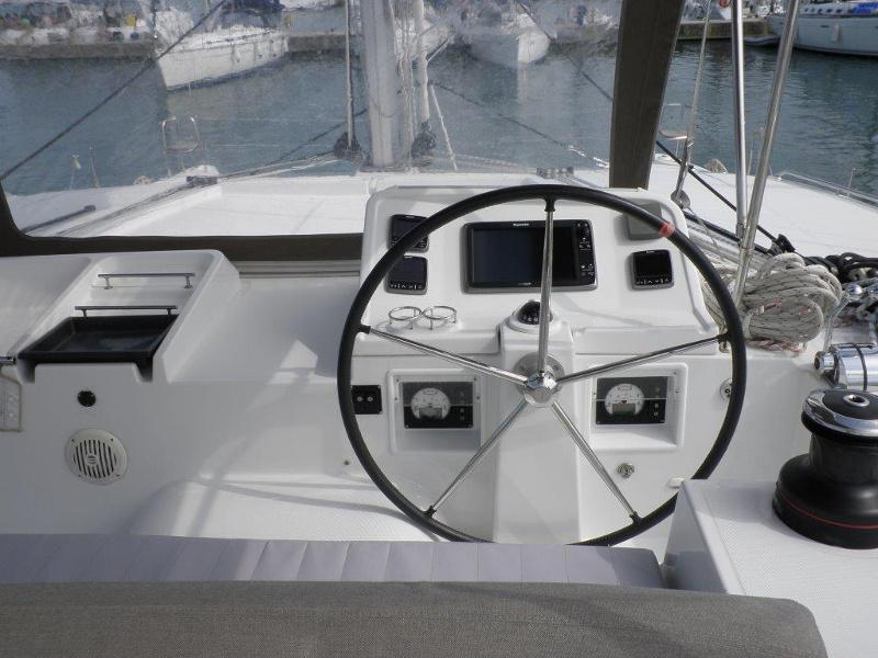 Book yachts online - catamaran - Lagoon 450 - DOUBLE TROUBLE II - rent