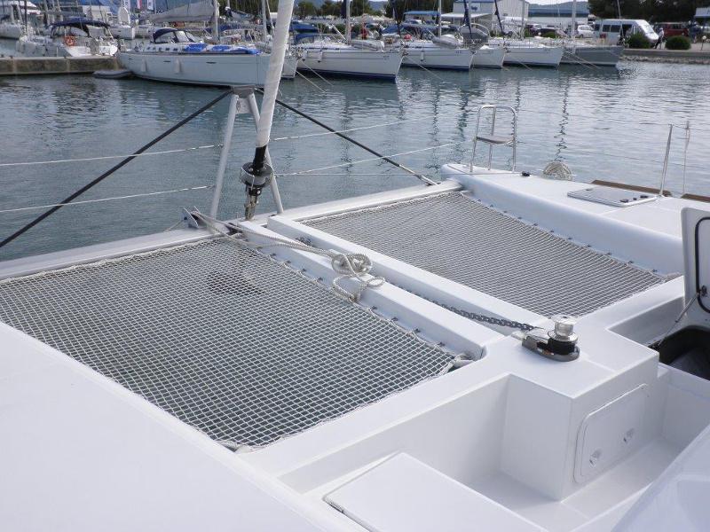 Book yachts online - catamaran - Lagoon 450 - DOUBLE TROUBLE II - rent