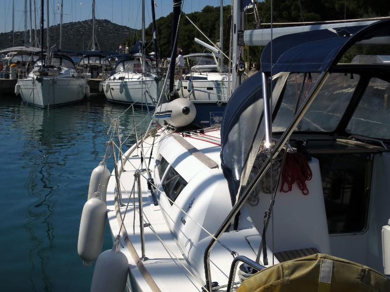 Book yachts online - sailboat - Sun Odyssey 36i - Atreides - rent