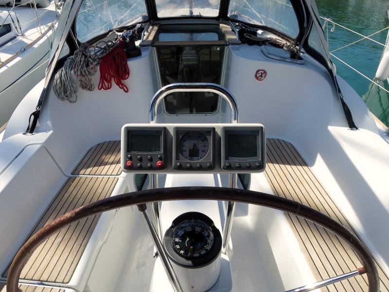 Book yachts online - sailboat - Sun Odyssey 36i - Atreides - rent