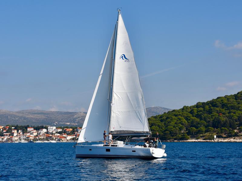 Book yachts online - sailboat - Hanse 455 - Aurum I - rent