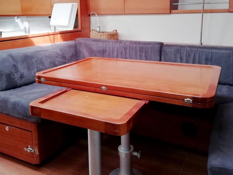 Book yachts online - sailboat - Salona 44 - Sousouni - rent