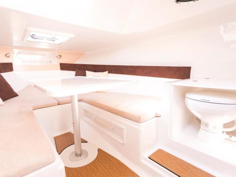 Book yachts online - motorboat - Atlantic 655 Sun Cruiser - no name - rent