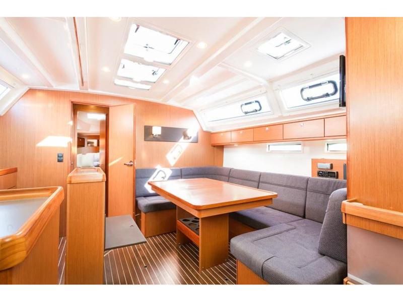 Book yachts online - sailboat - Bavaria 46 Cruiser - Starscatcher - rent