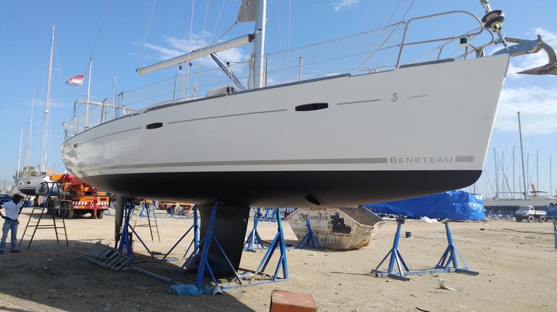 Book yachts online - sailboat - Oceanis 43 - Beluga - rent