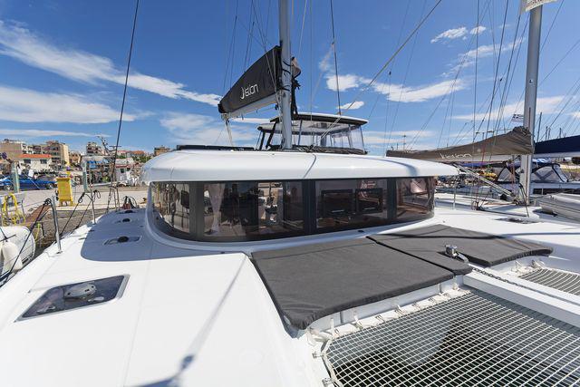 Book yachts online - catamaran - Lagoon 42 A/C &amp; GEN - MOJITO - rent