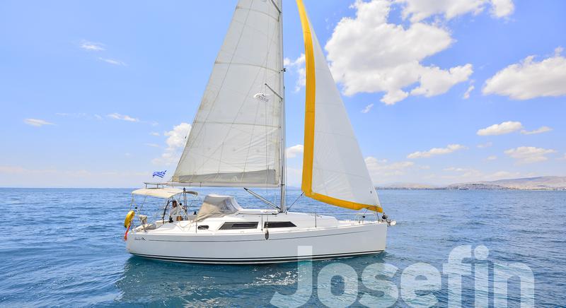 Book yachts online - sailboat - Hanse 325 - Josefin - rent