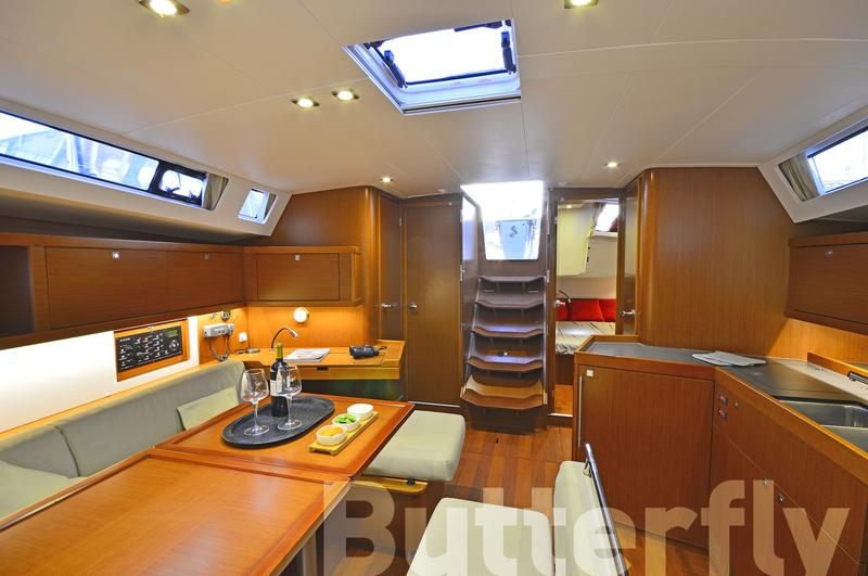 Book yachts online - sailboat - Oceanis 45 - Butterfly - rent