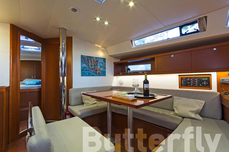 Book yachts online - sailboat - Oceanis 45 - Butterfly - rent